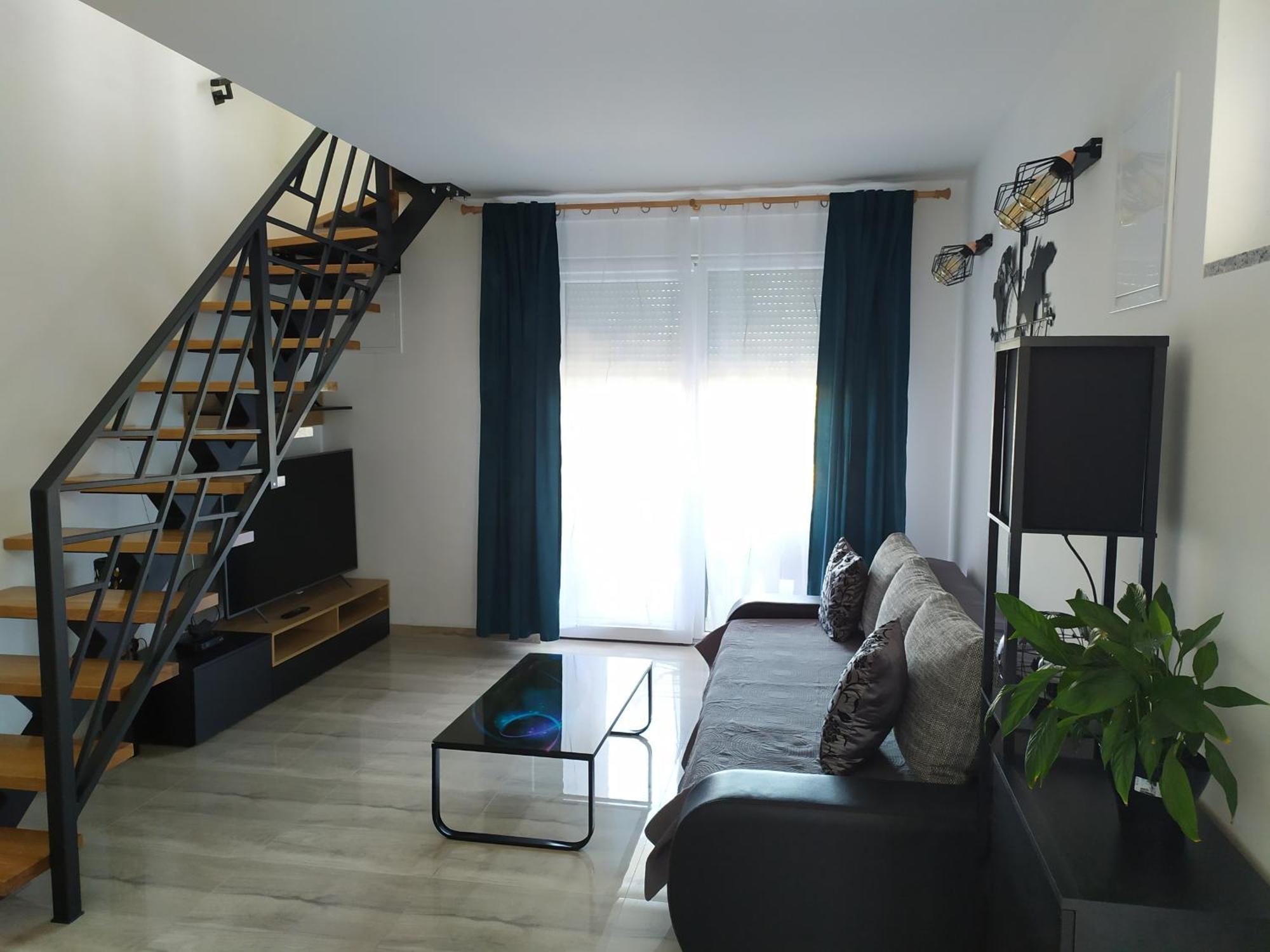 Apartmani Mira Nin Exteriör bild